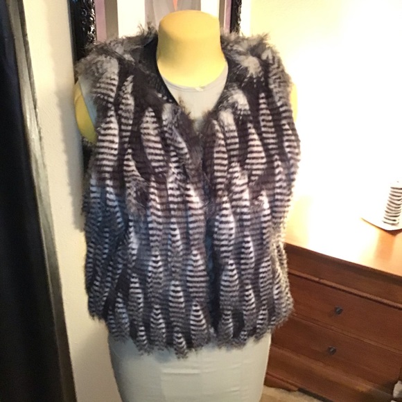 Other - Massimo Faux Fur Vest